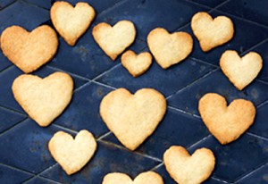 If its Valentines why not give your Furry Friend and 'hearty' fish treat!